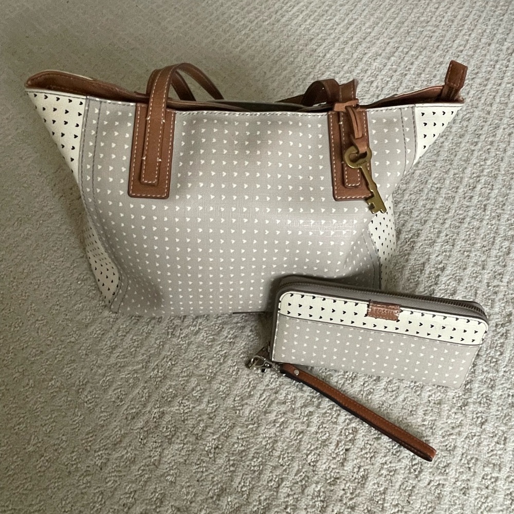 Fossil Gray and Cream Polka Hearts Emma Tote with Matching Wallet